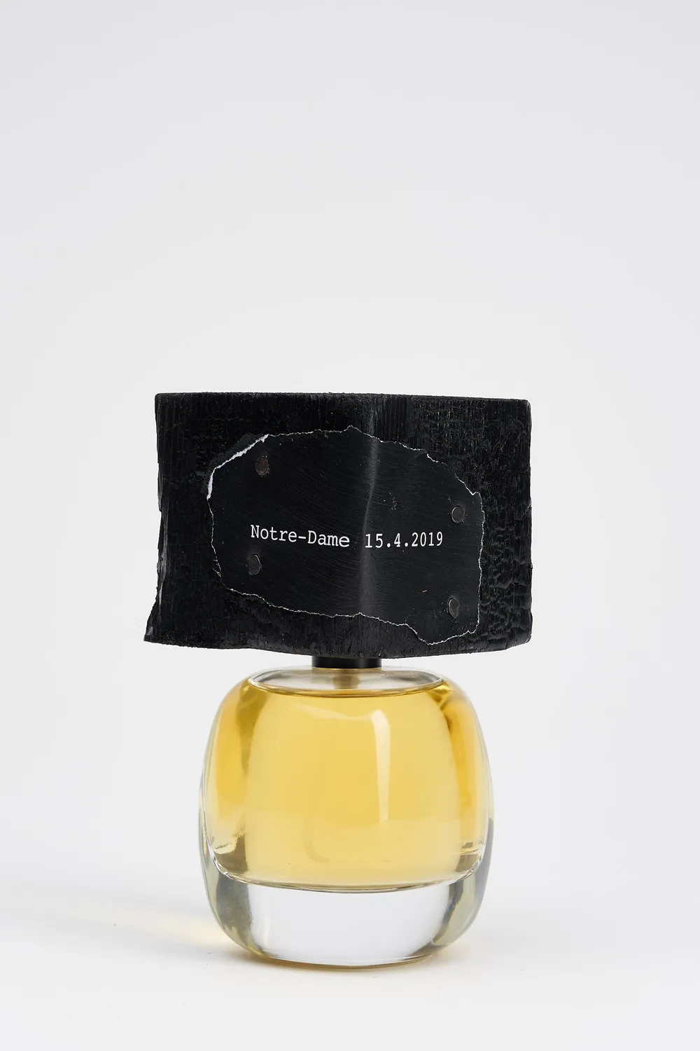 Filippo Sorcinelli Notre-Dame 15.4.2019 parfume 100 ml røg