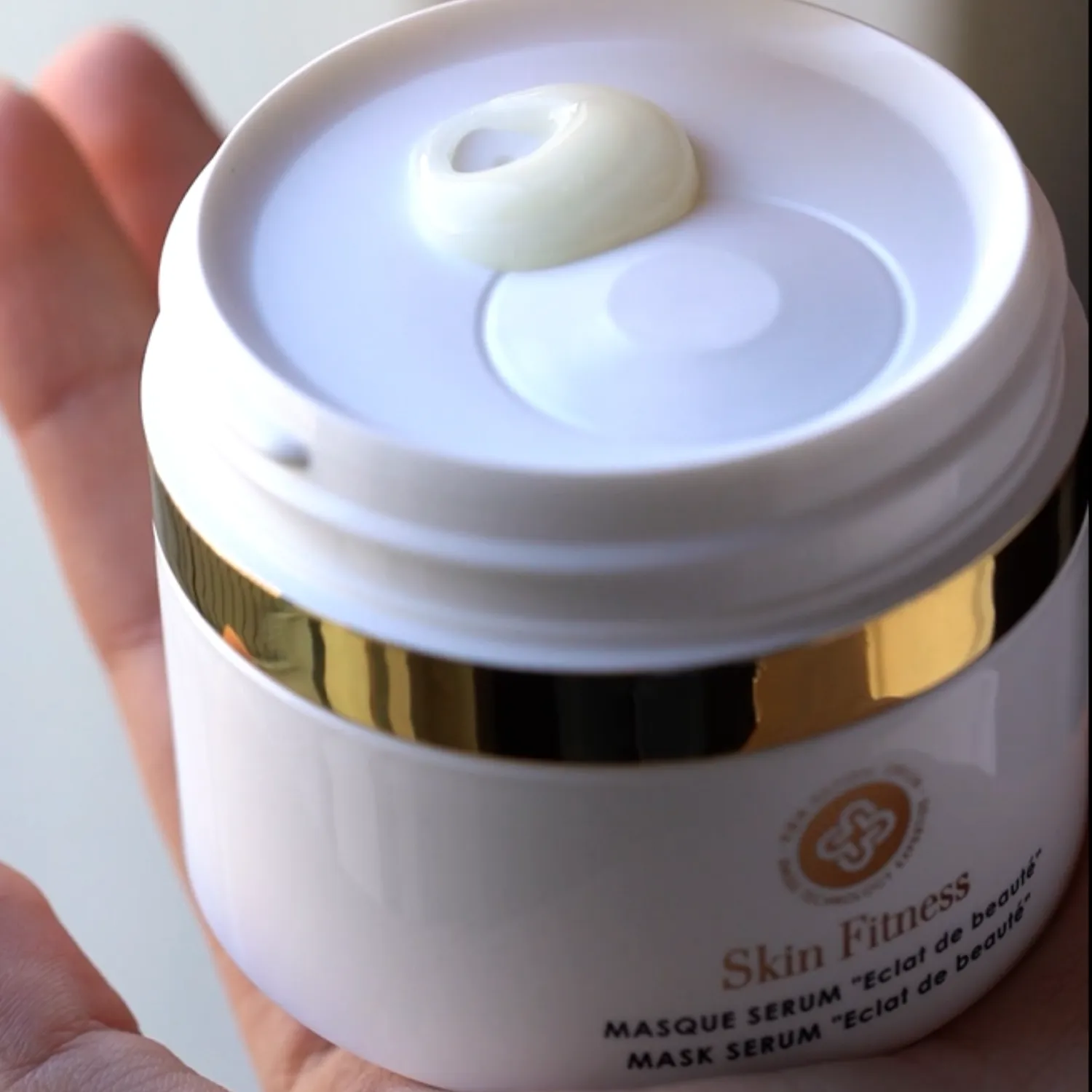 Perris Monte Carlo Eclat de Beauté mask serum 50 ml glød