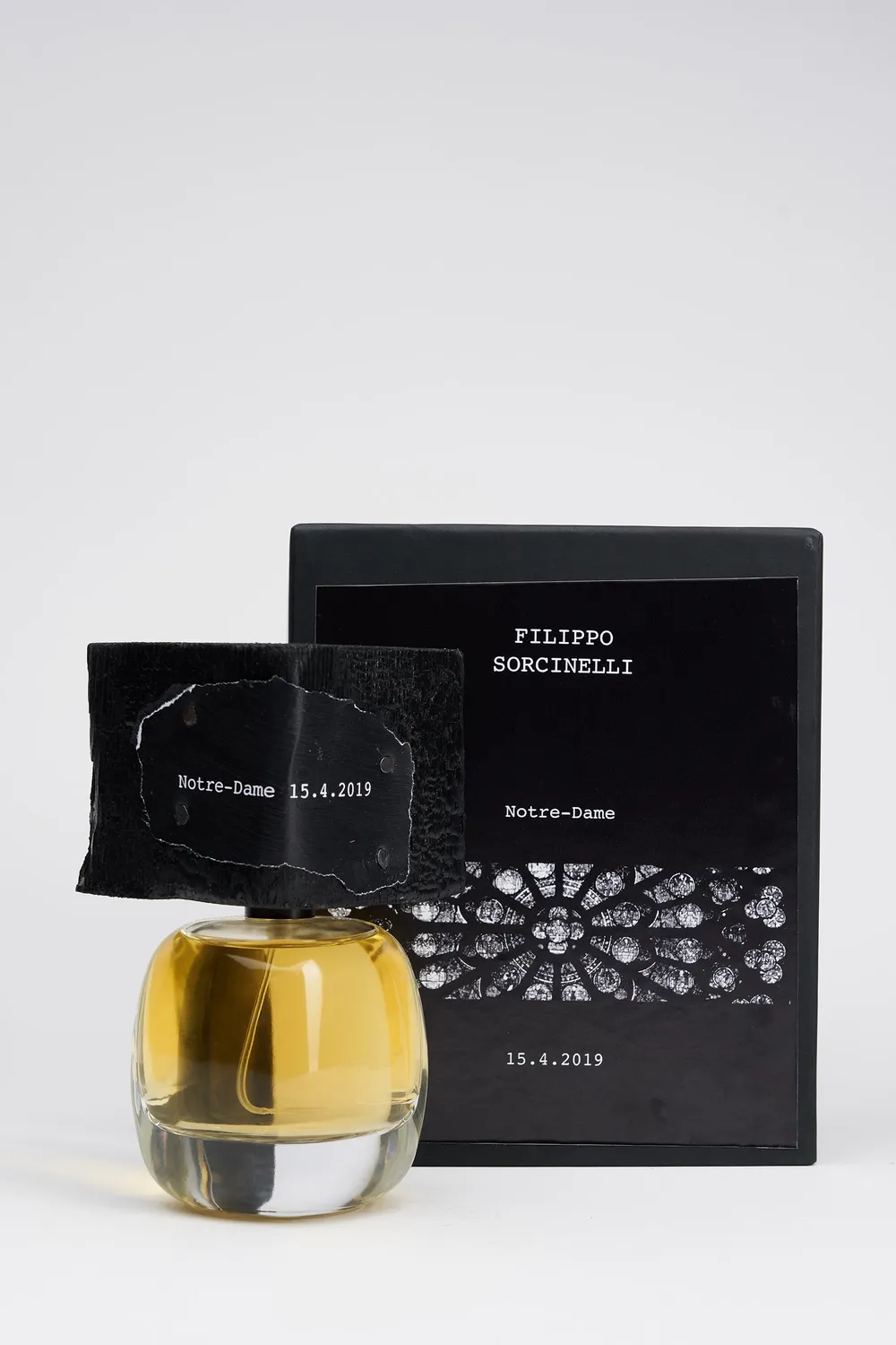 Filippo Sorcinelli Notre-Dame 15.4.2019 parfume 100 ml røg